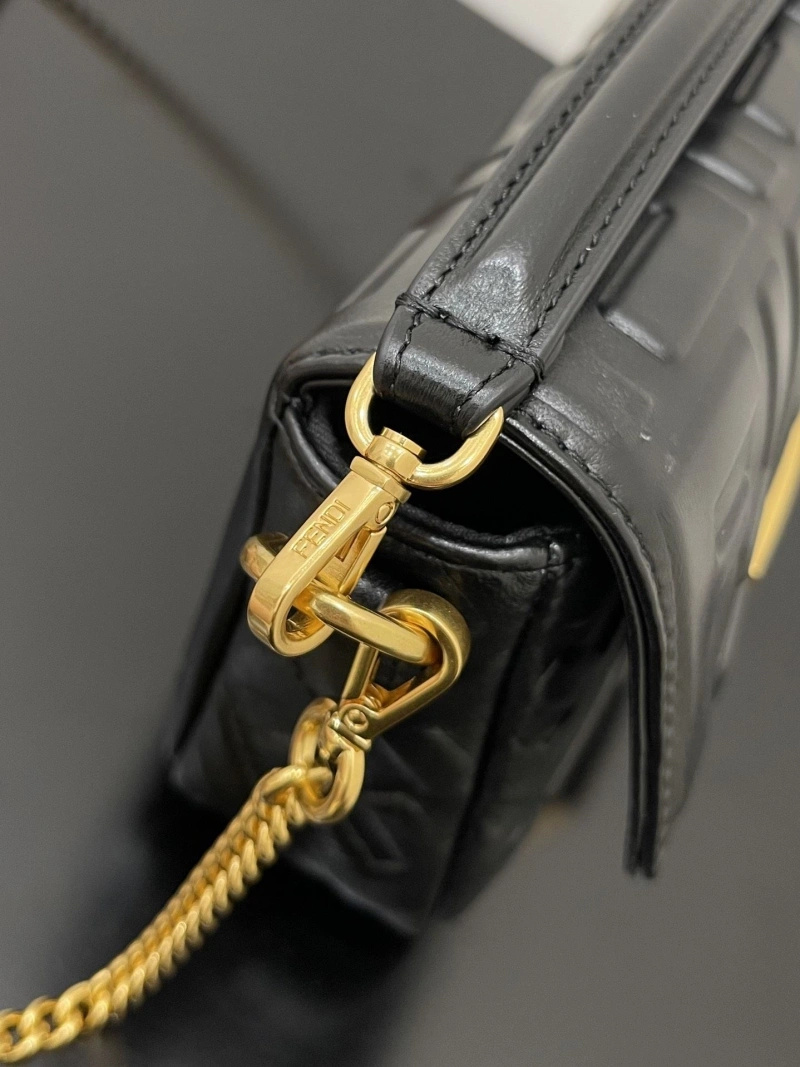 F**di baguette bags 4222c-0890