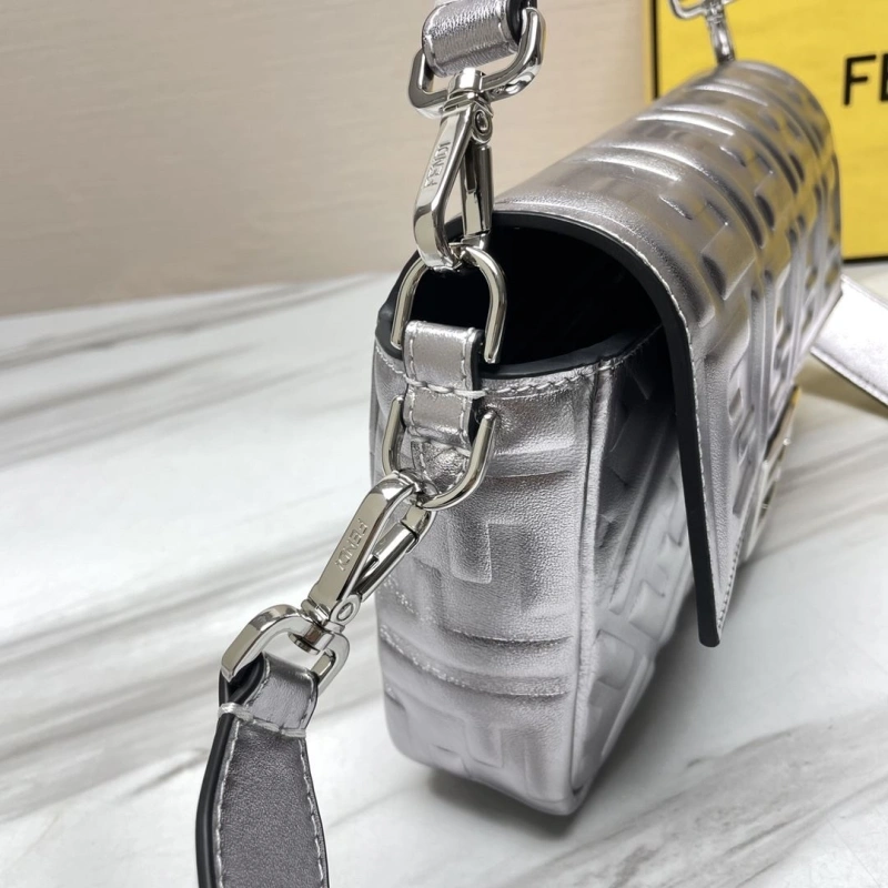 F**di baguette bags 4222c-0896