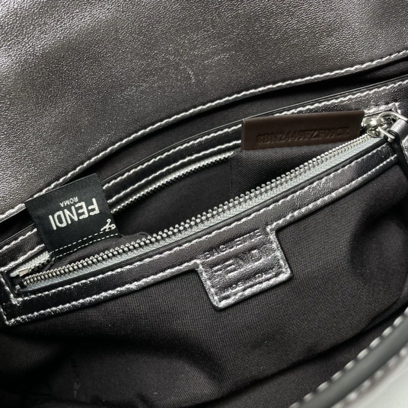 F**di baguette bags 4222c-0896