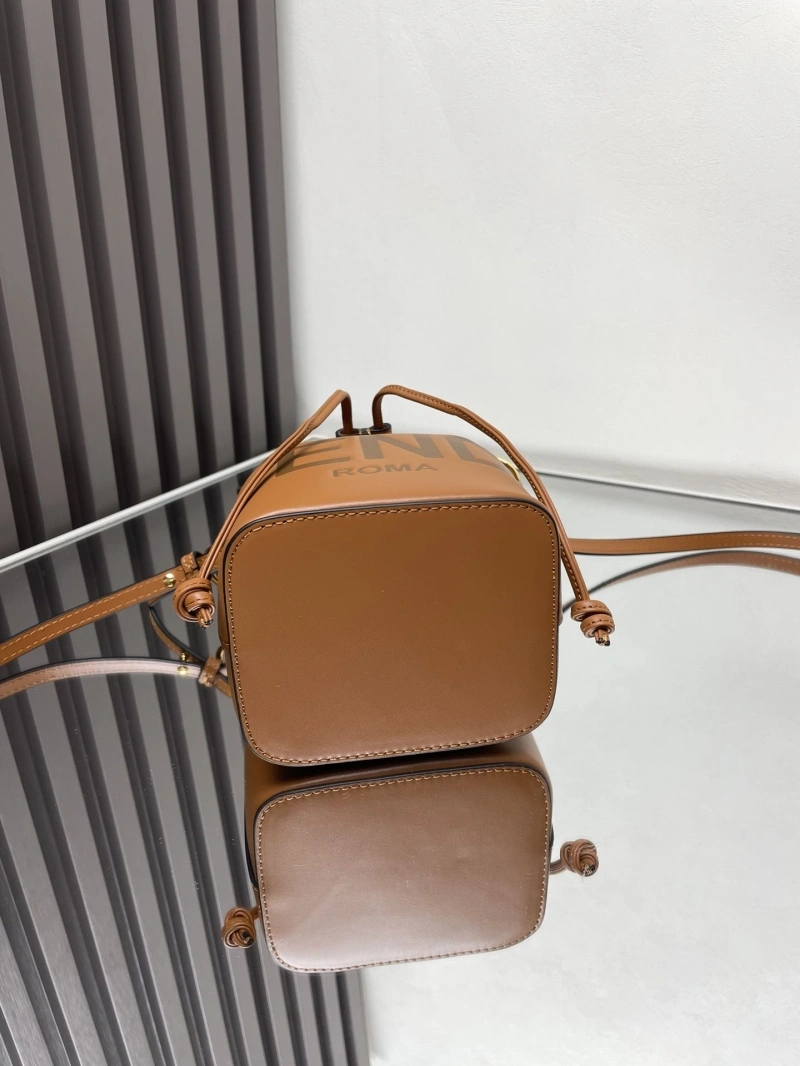 F**di bucket bags 4222c-0910