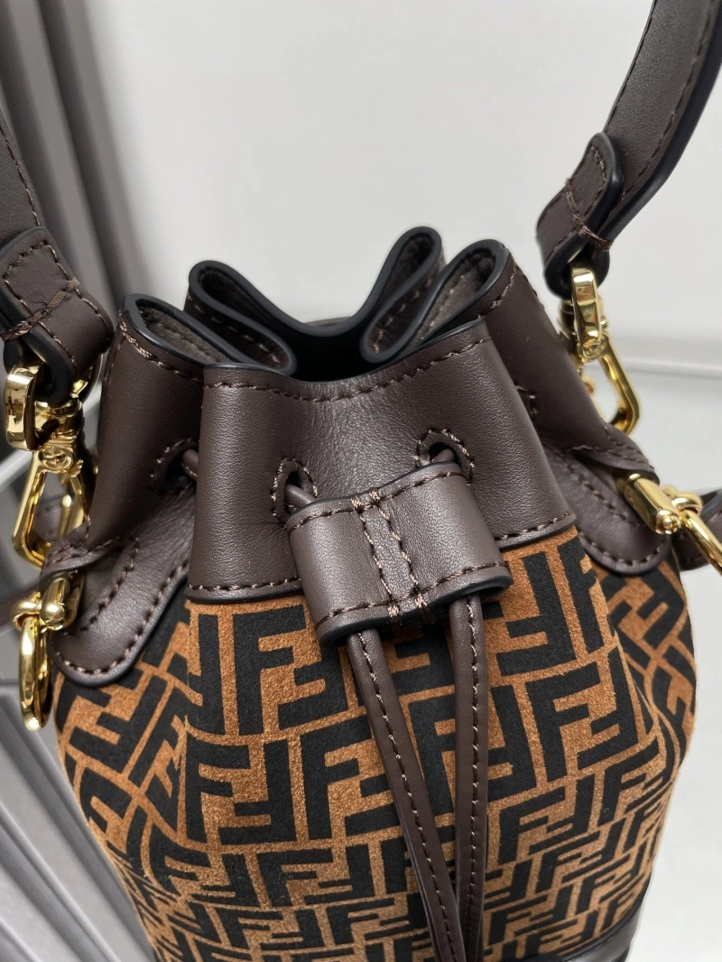 F**di bucket bags 4222c-0912