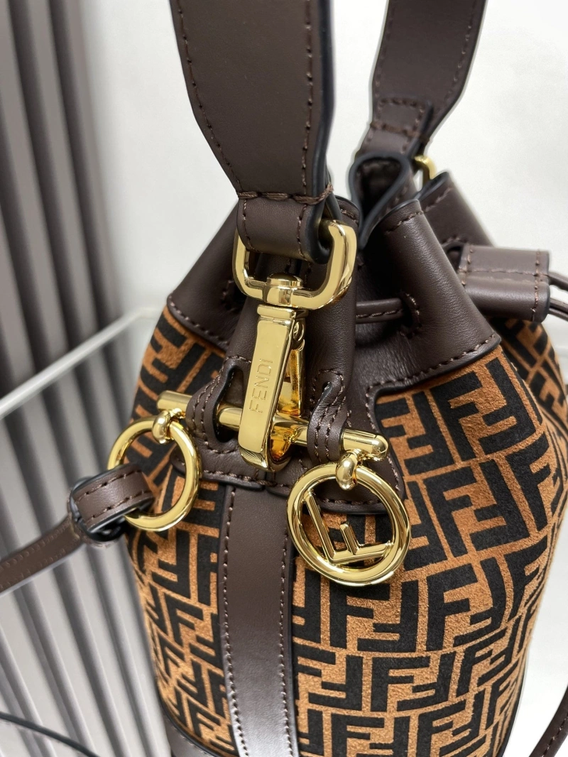 F**di bucket bags 4222c-0912