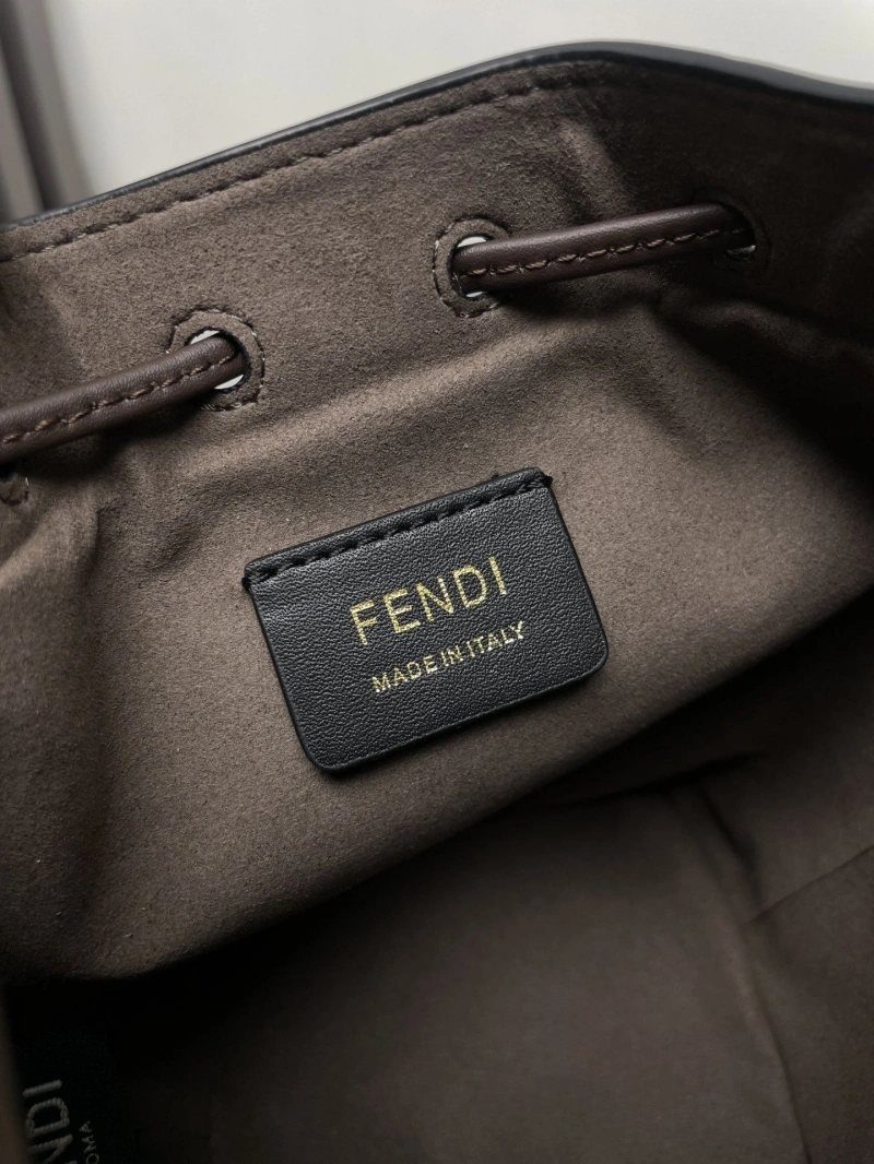 F**di bucket bags 4222c-0912