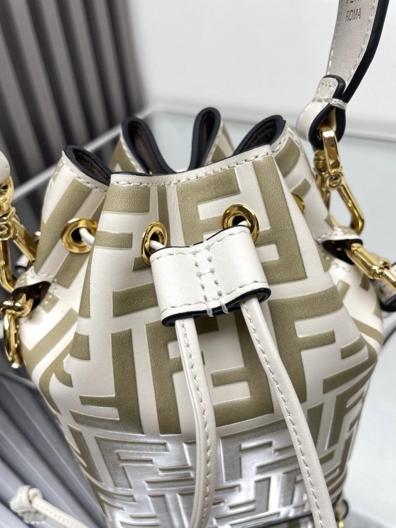 F**di bucket bags 4222c-0925