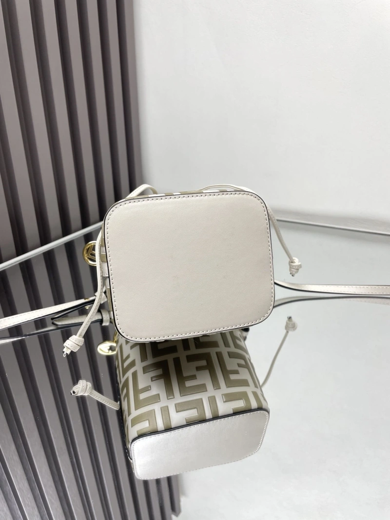 F**di bucket bags 4222c-0925