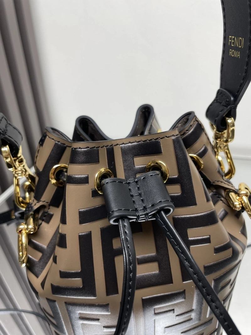 F**di bucket bags 4222c-0926
