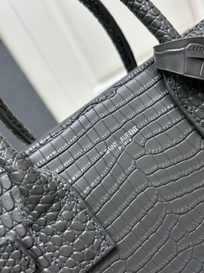 Y51 top handle bags 4224-0009