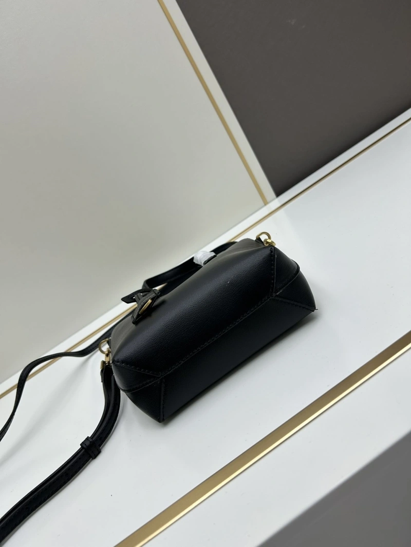 Y51 top handle bags 4224-0052
