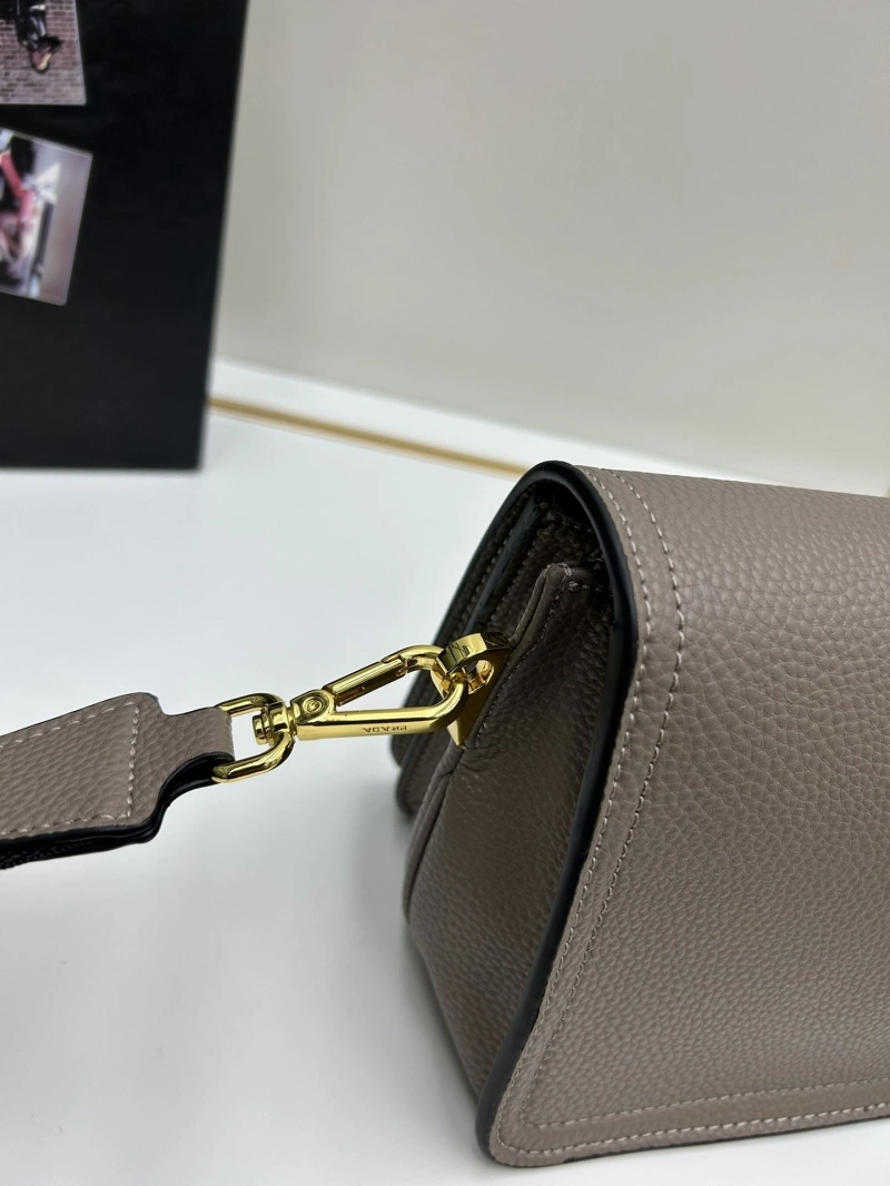 Pra*a satchel bags 4224-0078