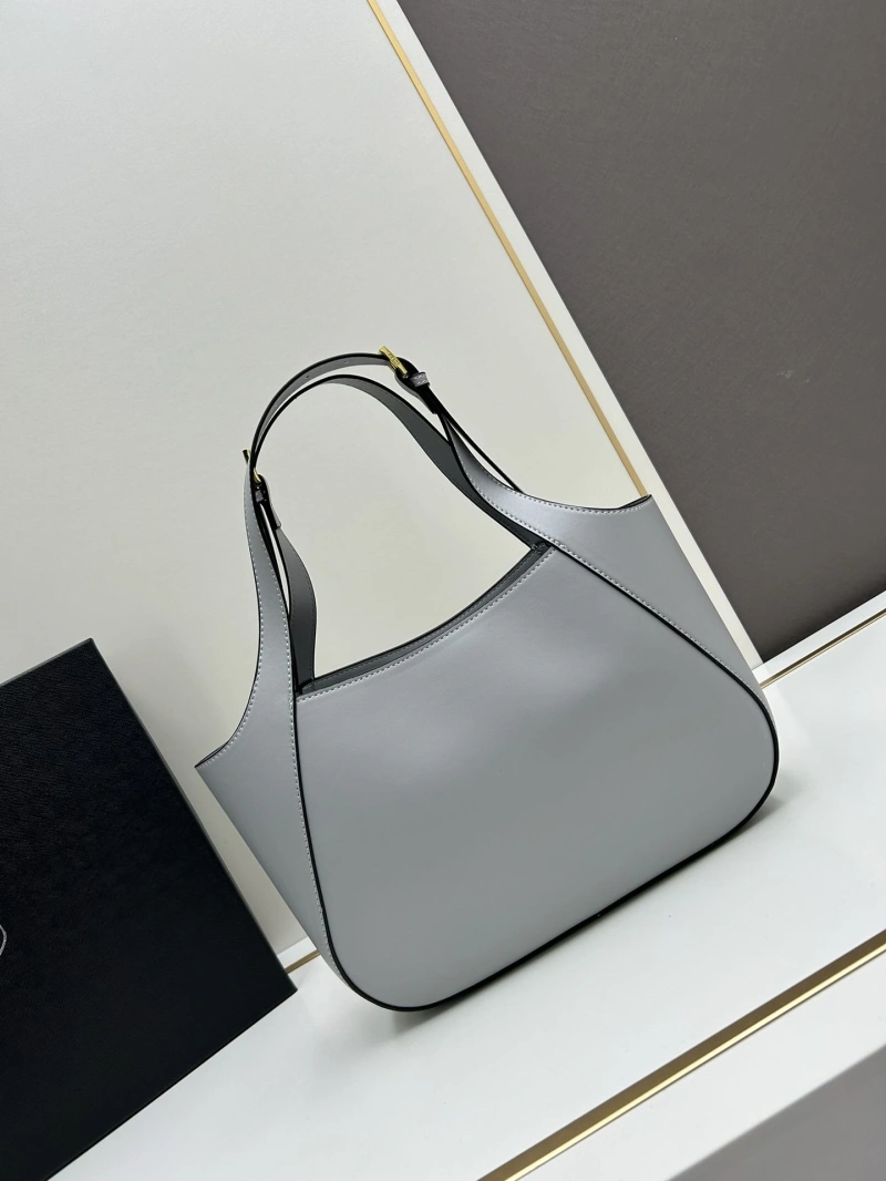 F**di top handle bags 4224-0273