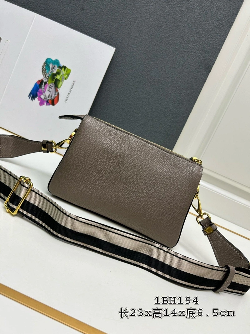 Pra*a satchel bags 4224-0537