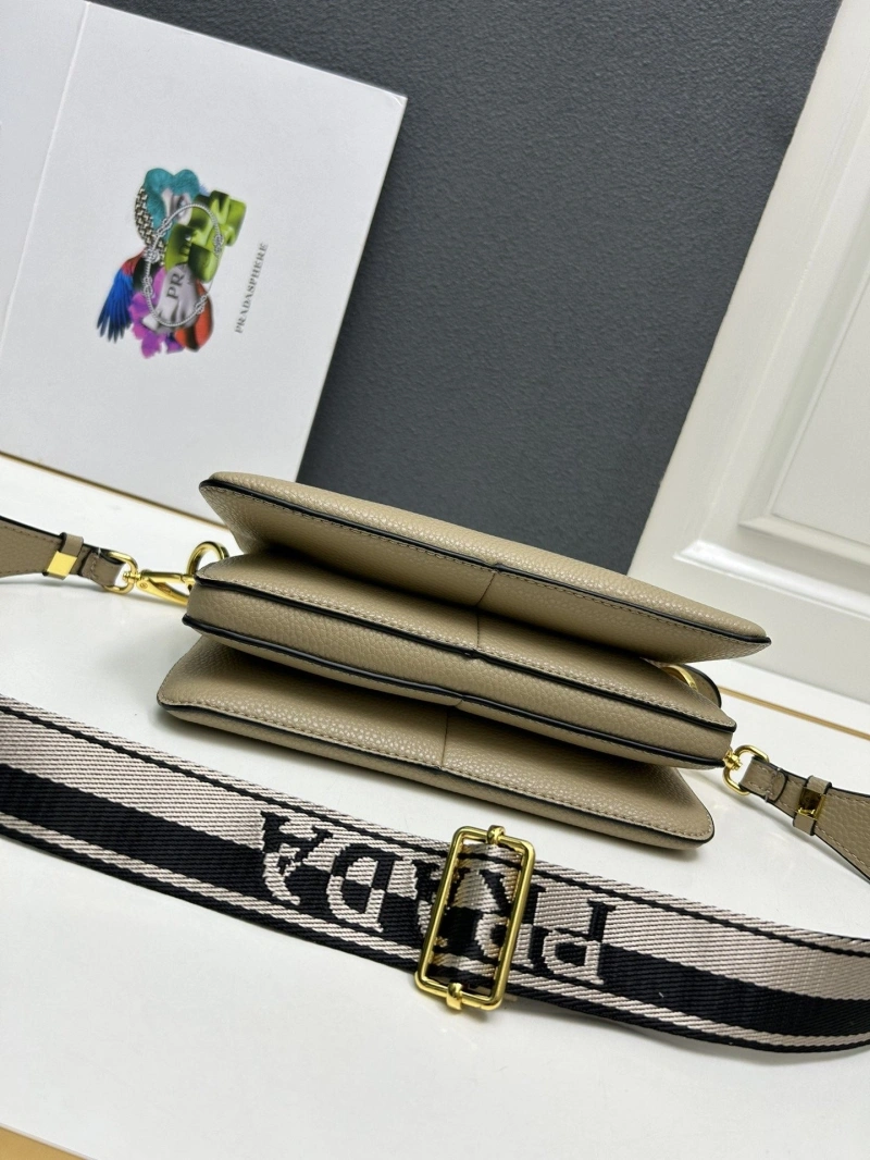 Pra*a satchel bags 4224-0538