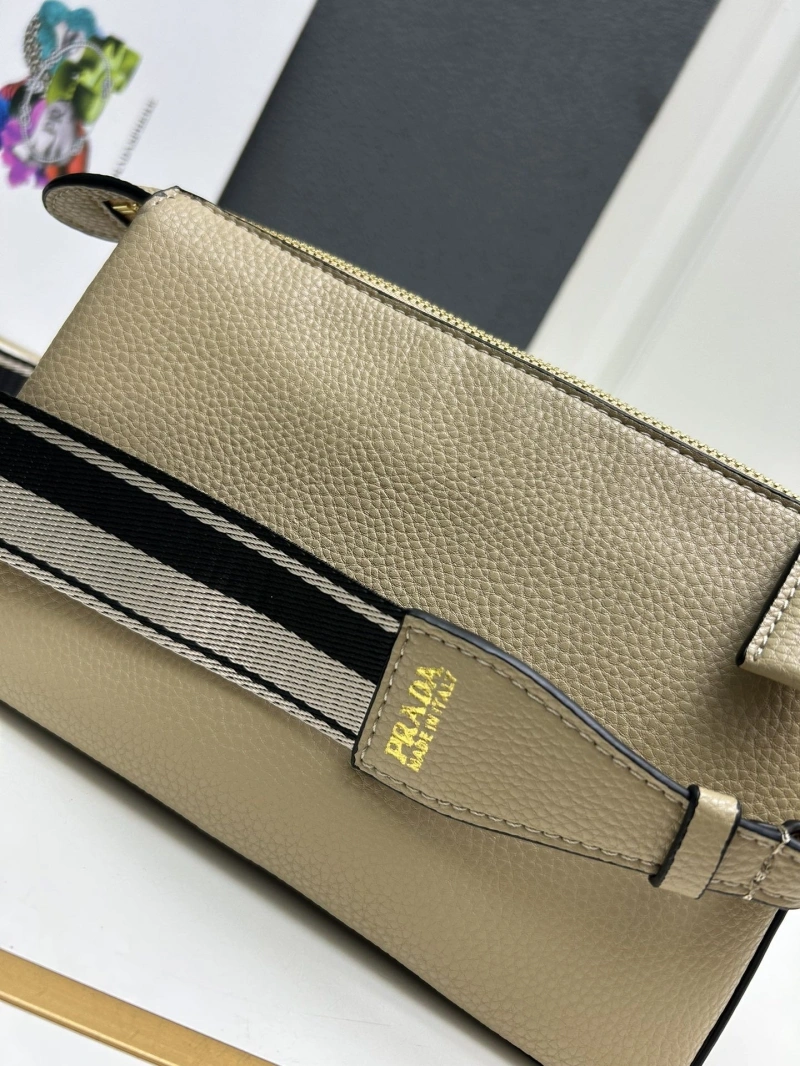 Pra*a satchel bags 4224-0538