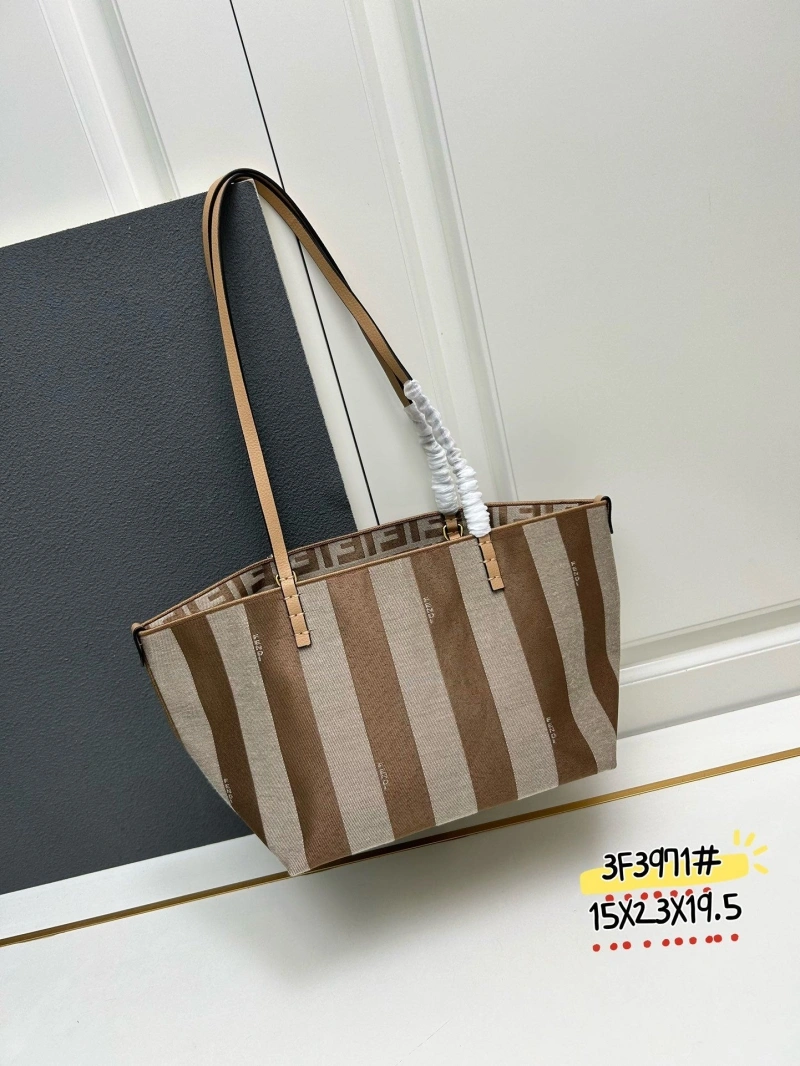 F**di shopping bags 4224-0557