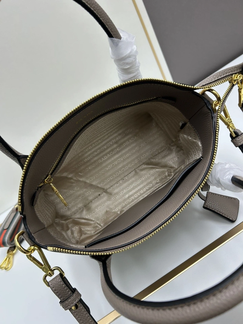 Pra*a top handle bags 4224-0645