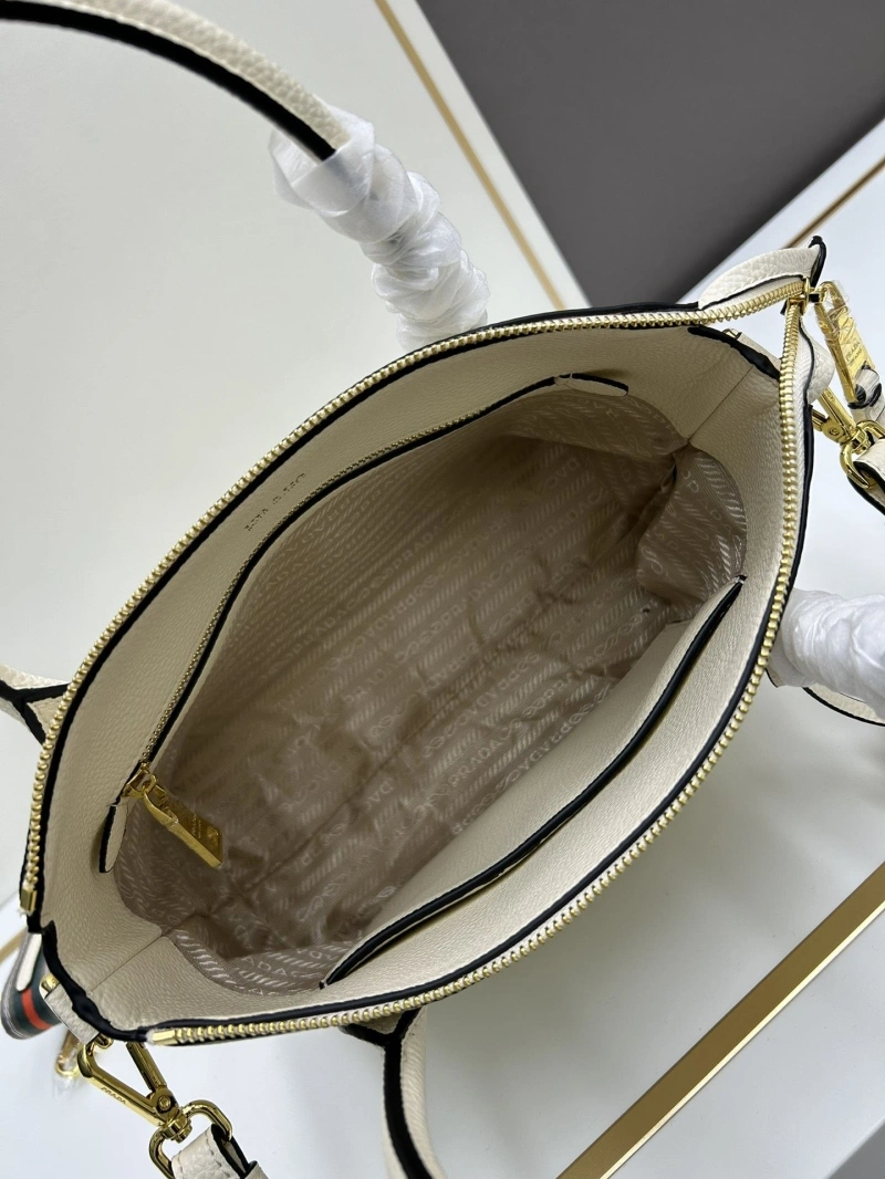 Pra*a top handle bags 4224-0646