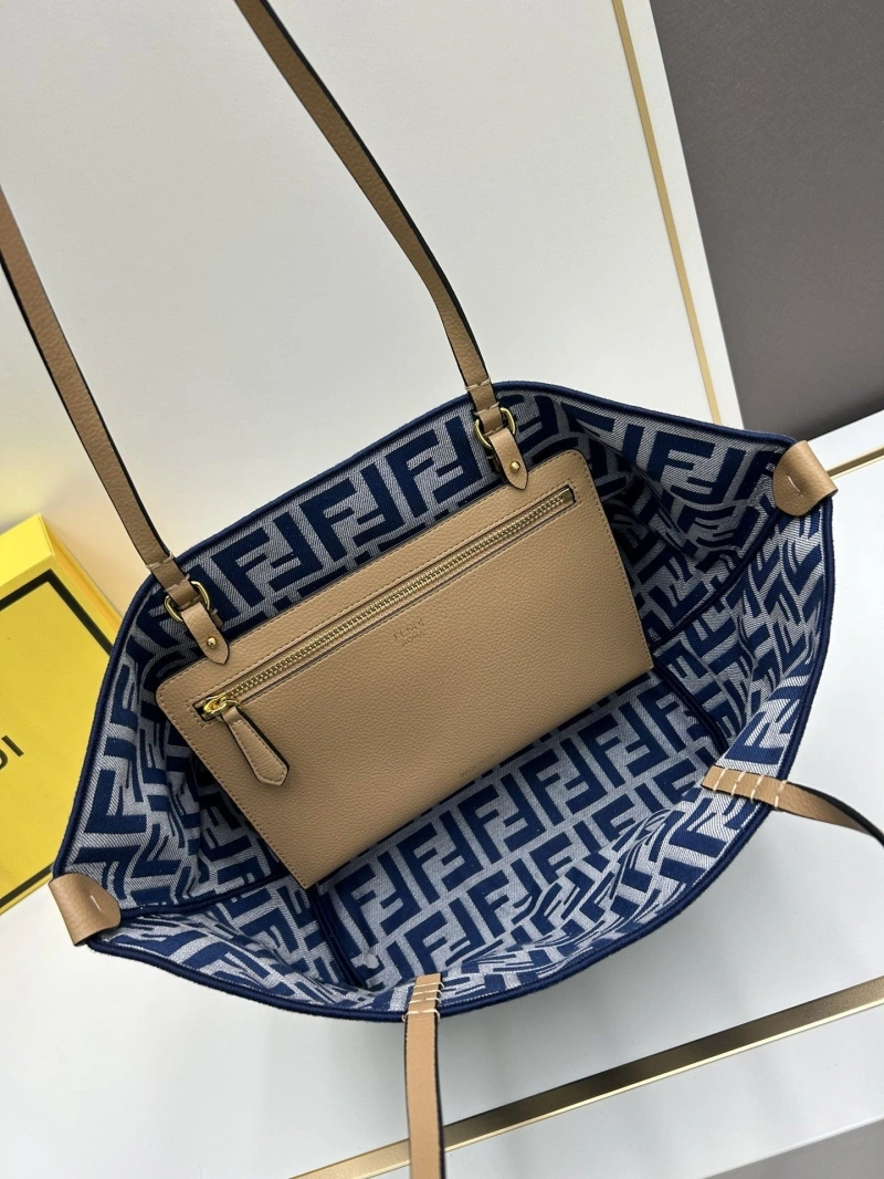 F**di shopping bags 4224-0771