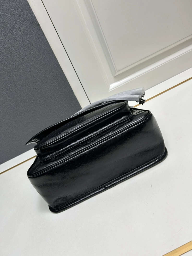 Y51 top handle bags 4224-0784