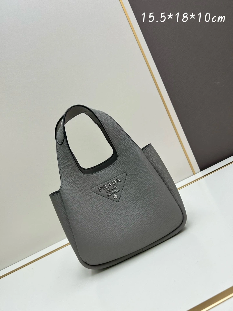 Pra*a shopping bags 4224-0948