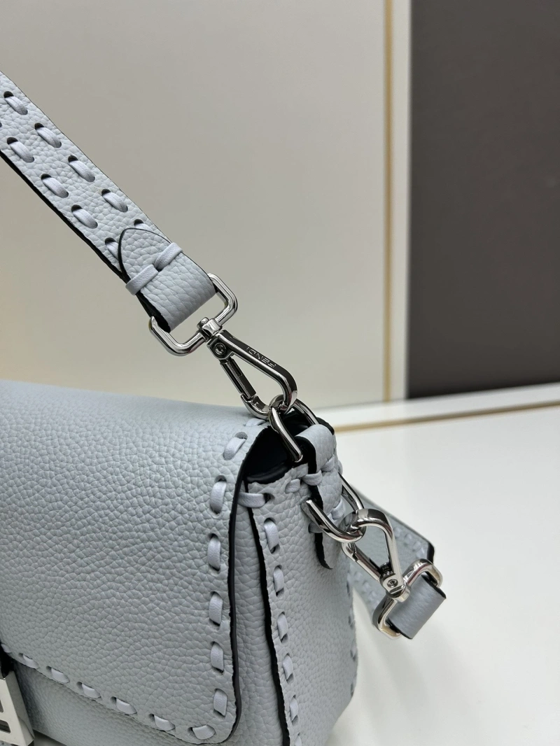 F**di baguette bags 4224-0978