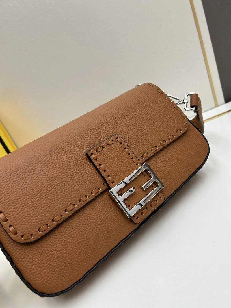 F**di baguette bags 4224-0981