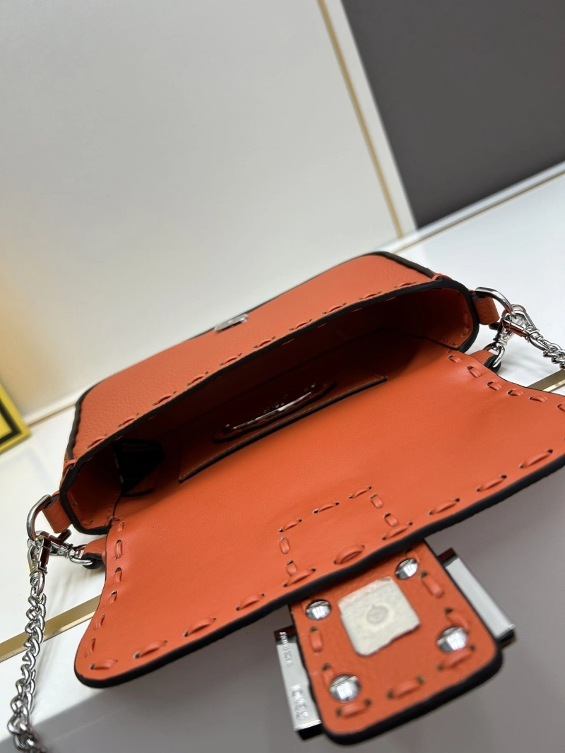 F**di baguette bags 4224-0988