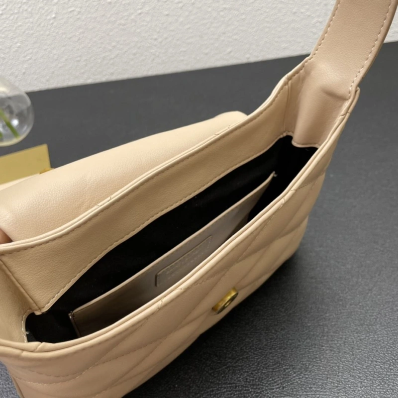 Y51 top handle bags 4224-1543