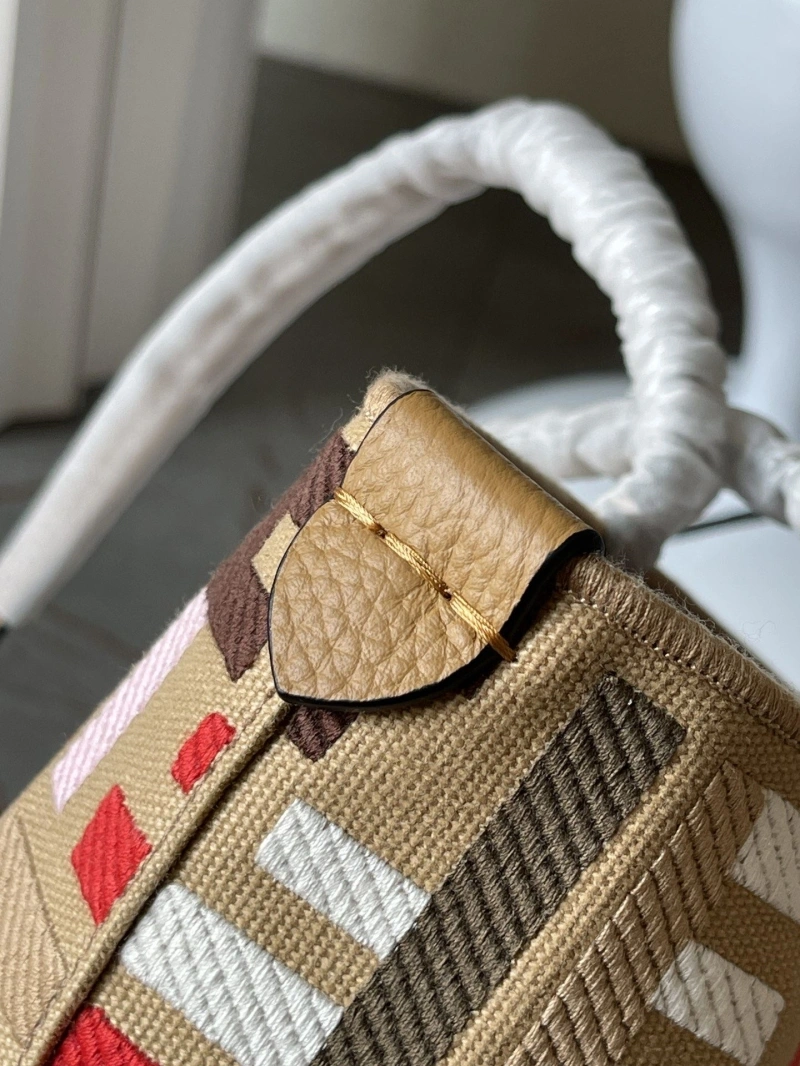 F**di shopping bags 4224-1891