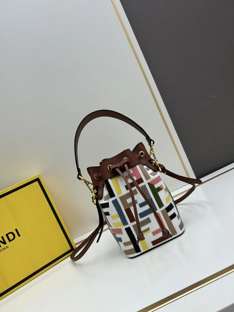 F**di bucket bags 4224-1943
