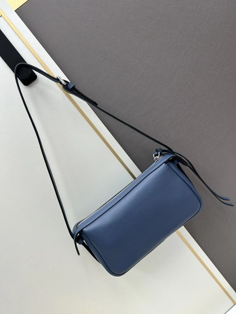 F**di top handle bags 4224-1986