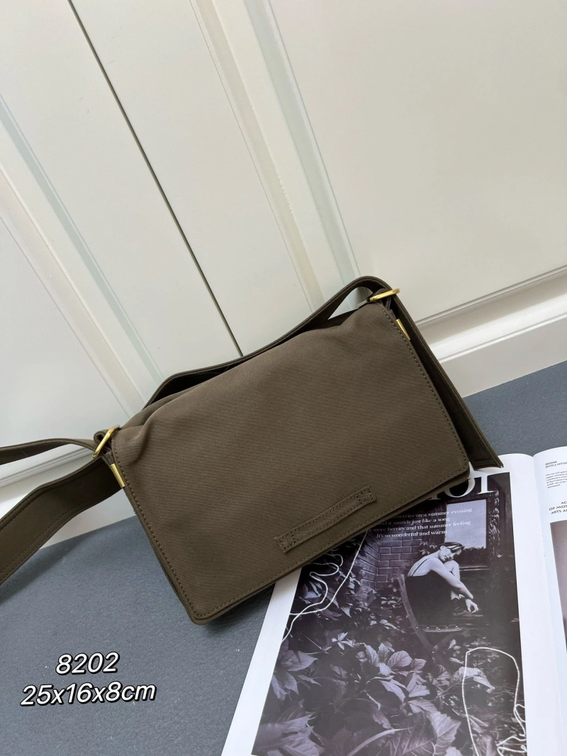 Bv*b*rry satchel bags 4224-2077