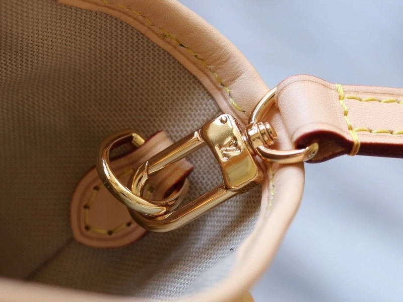 LV Bucket Bags 4233A-0314
