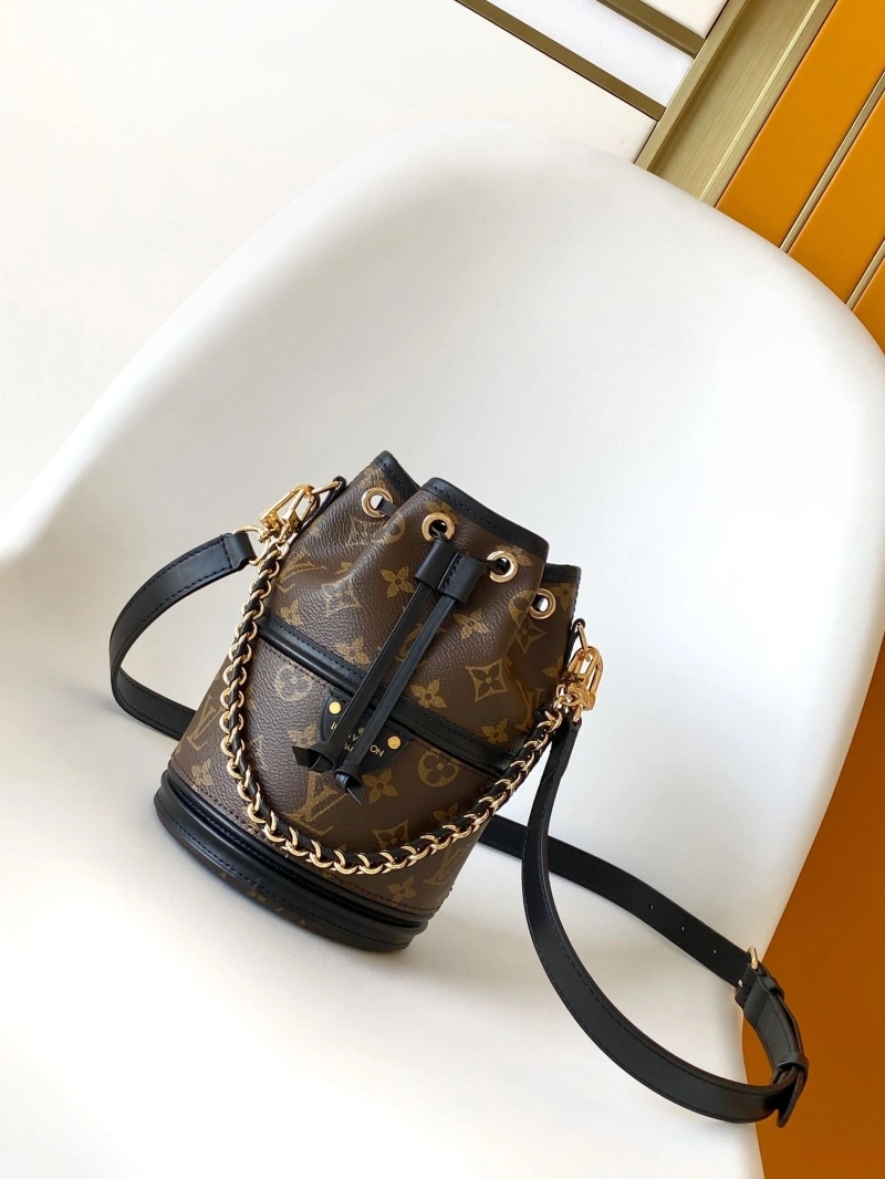 LV Bucket Bags 4233A-0824