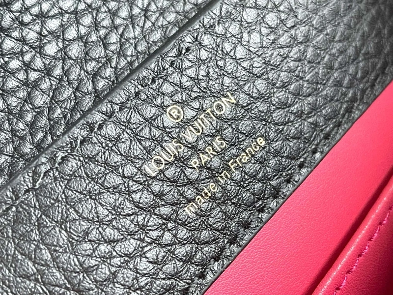 LV Capucines Bags 4233A-1262