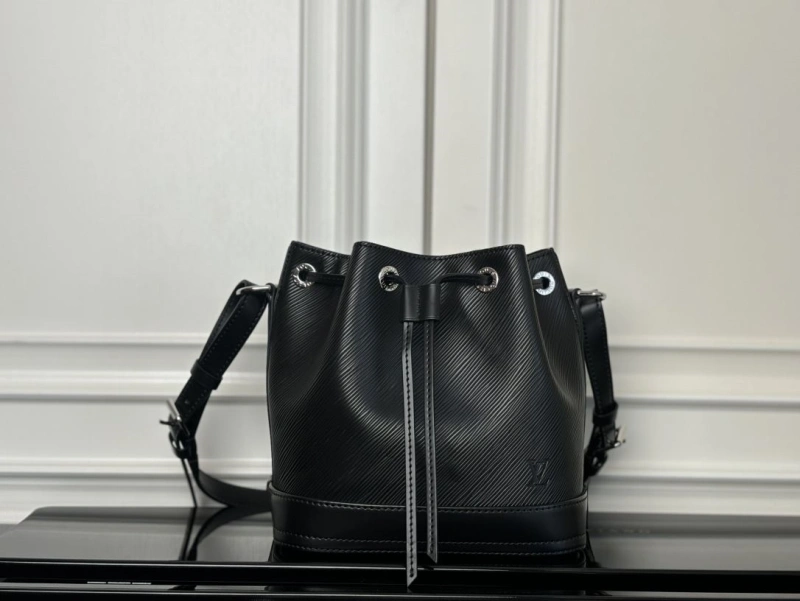 LV Bucket Bags 4233A-1477