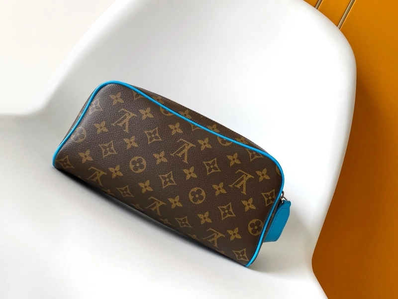 LV Cosmetic Bags 4233A-2173
