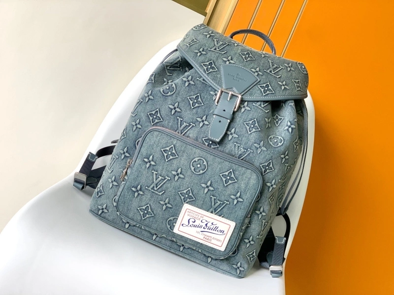 LV Backpacks 4233G-0026