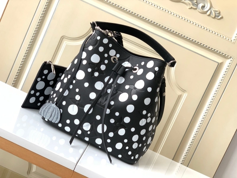 LV Bucket Bags 4233G-0114