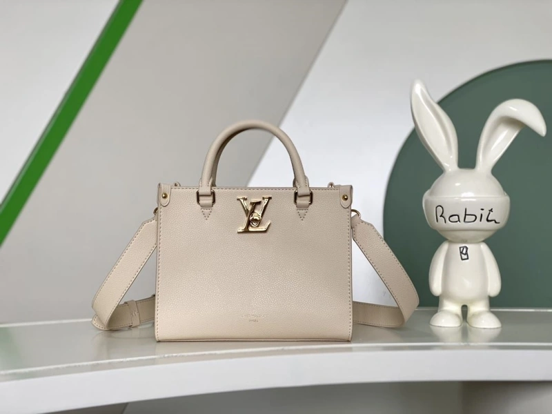 LV Shopping Bags 4233G-0169