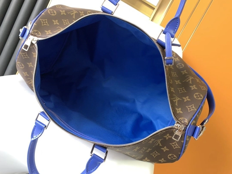 LV Travel Bags 4233G-0192