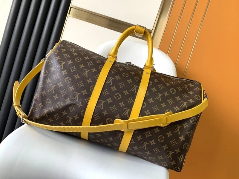 LV Travel Bags 4233G-0193