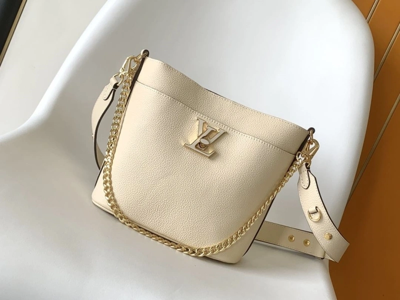 LV Shopping Bags 4233G-0313