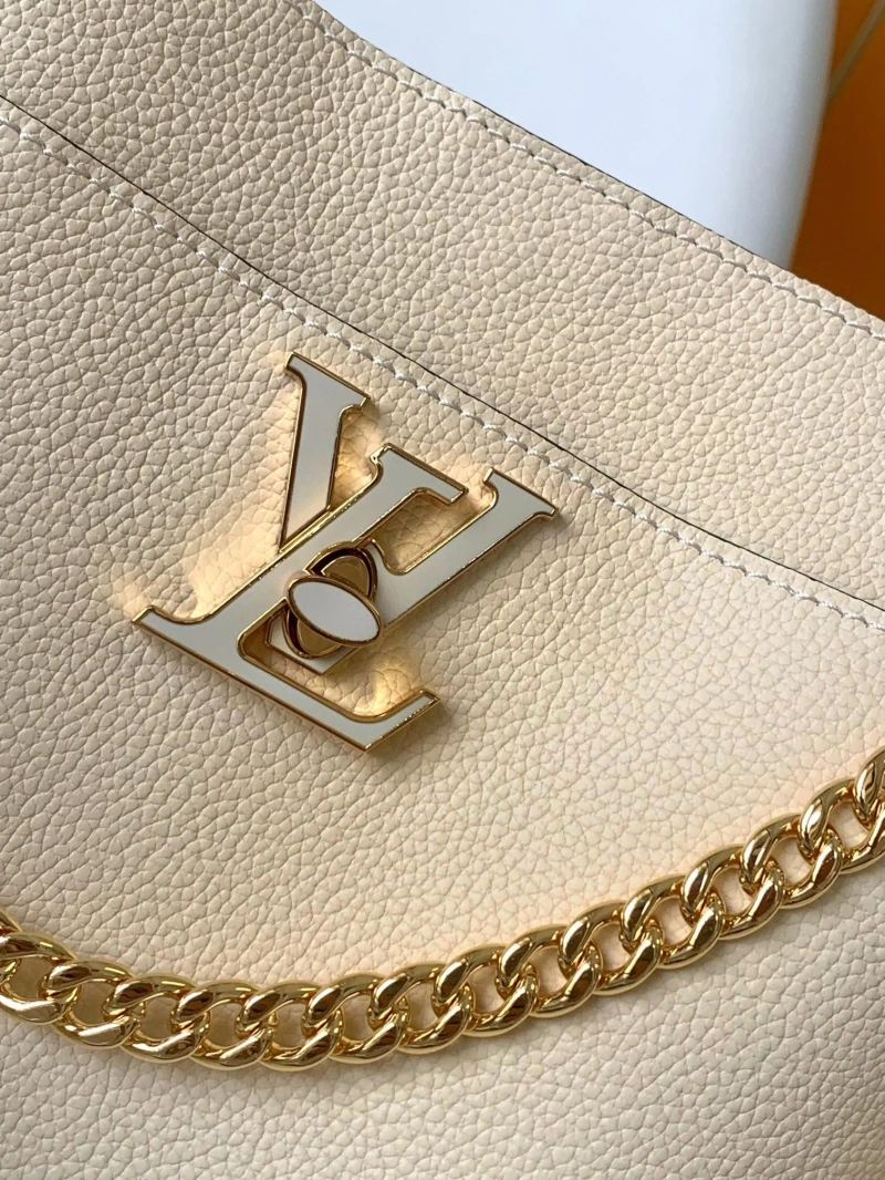 LV Shopping Bags 4233G-0313