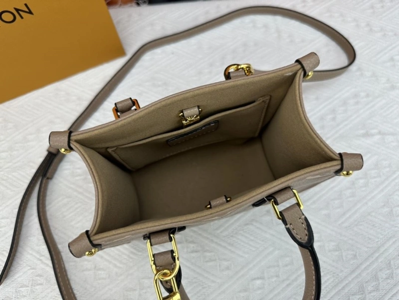 LV Shopping Bags 4233G-0458