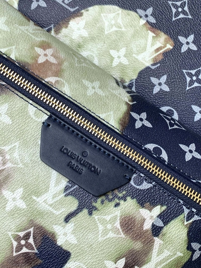 LV Backpacks 4233G-0470