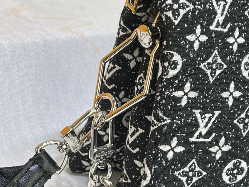 LV Satchel bags 4233G-0479