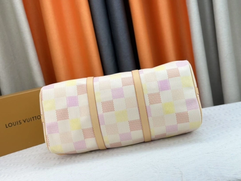 LV Travel Bags 4233G-0560
