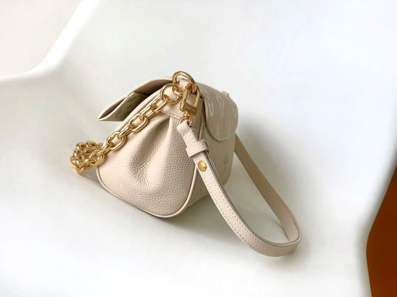 LV Satchel bags 4233G-0589
