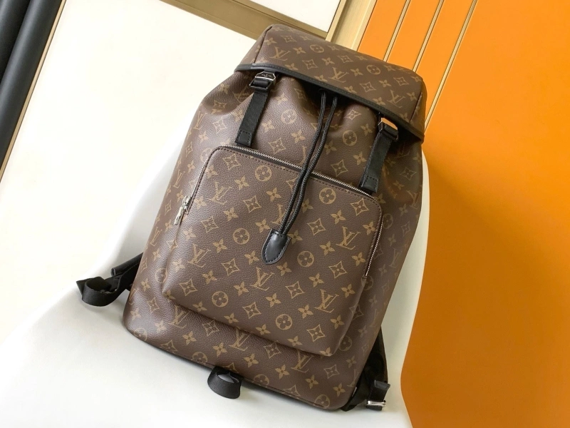LV Backpacks 4233G-0592