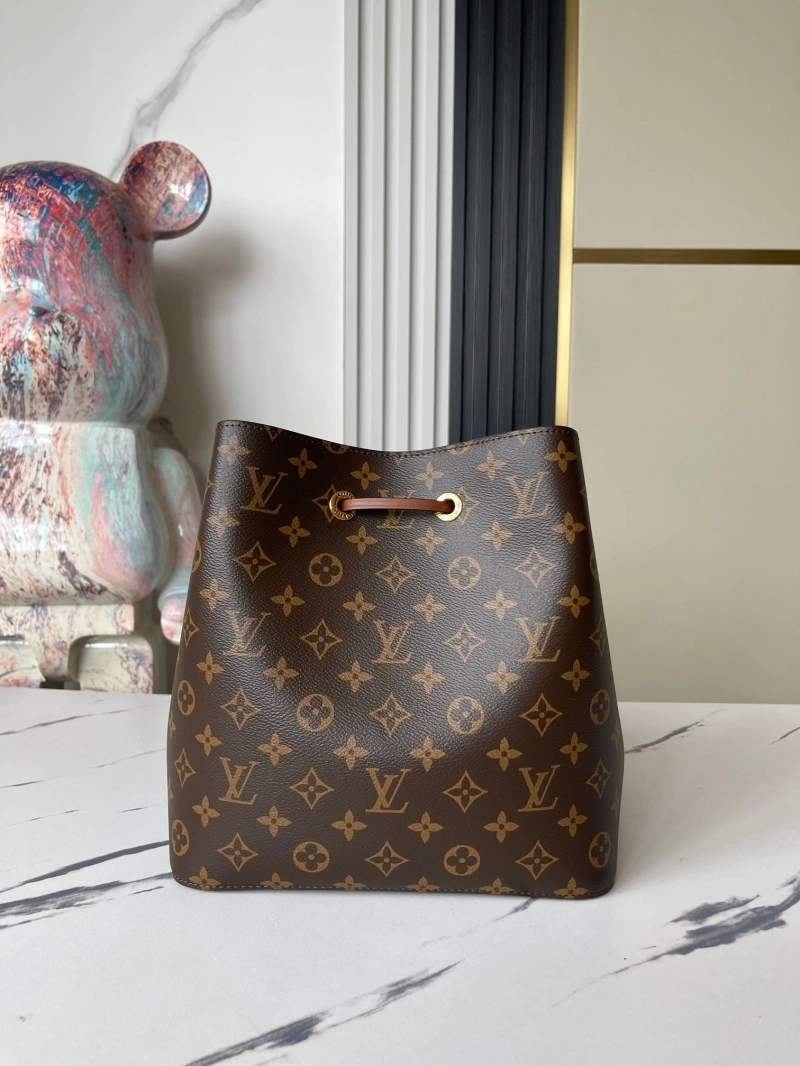 LV Bucket Bags 4233G-0686